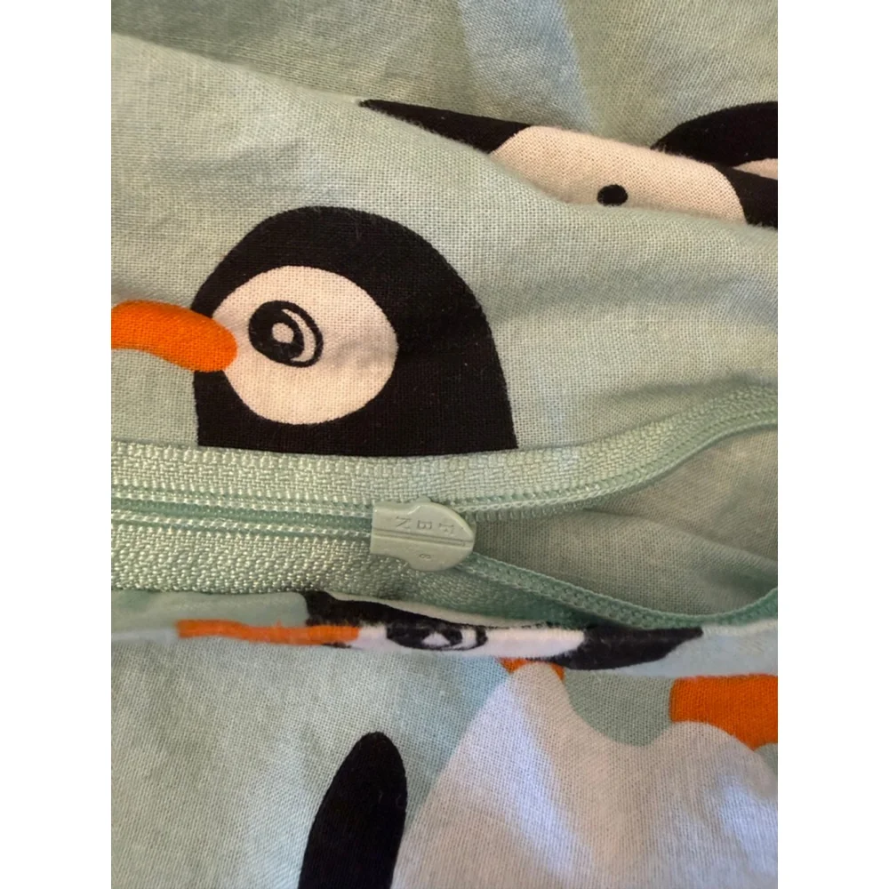 IKEA BLÅVINGAD penguin pattern duvet cover twin size
